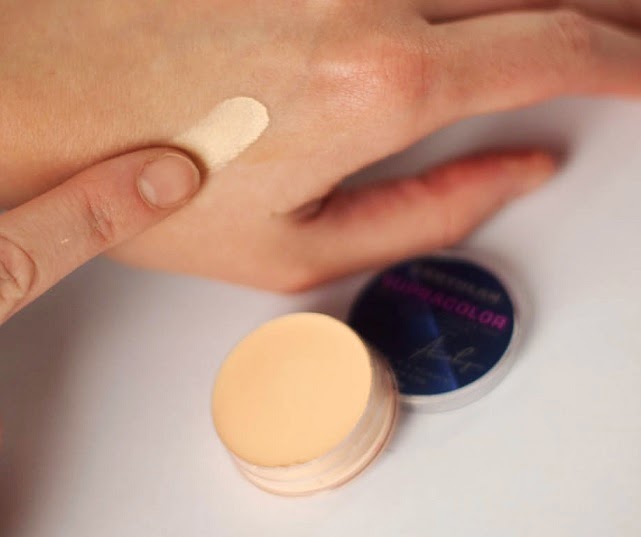 Corrector Salmon 576 Kryolan