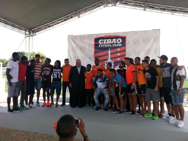Cibao FC presenta sus nuevas incorporaciones
