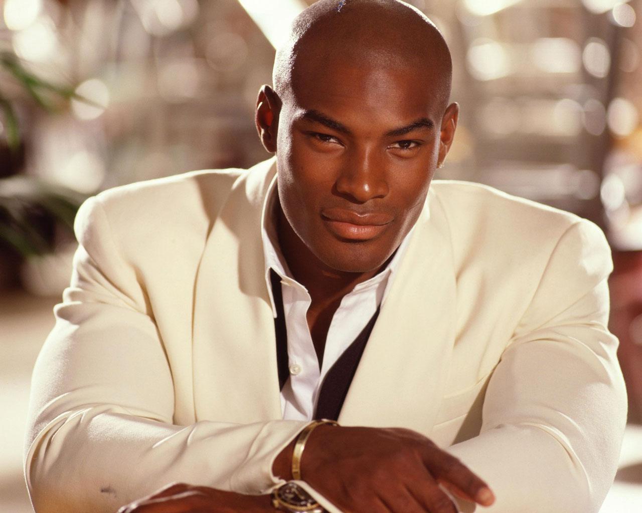 http://2.bp.blogspot.com/-0kpOESOCSMQ/T9OSGYSpwII/AAAAAAAAAhI/_3IsACO7SGY/s1600/tysonbeckford4.jpg