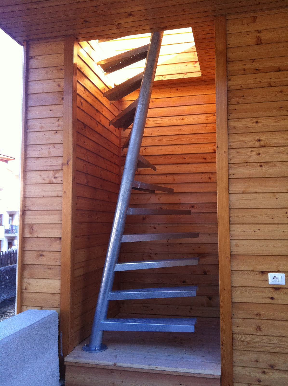 Scale interbau: novembre 2011 Sbalzo Scala idee