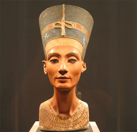 Nefertiti: esposa de Akenaton, el faraón emparentado con los hicsos (Infiltrado)