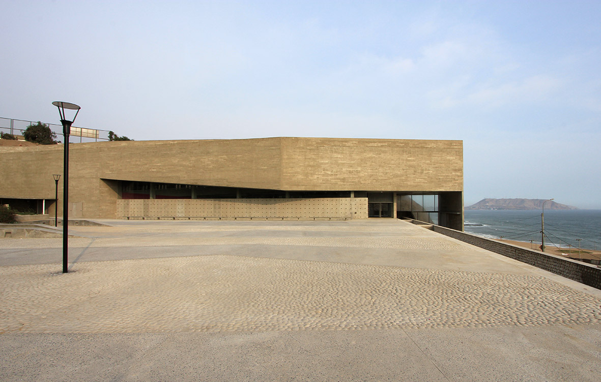 HABITAR EL LUGAR DE LA MEMORIA