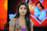 Shriya Saran New Movie Personal Interview Stills [cinebrain.blogspot]