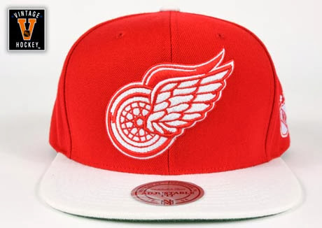 red wings bucket hat