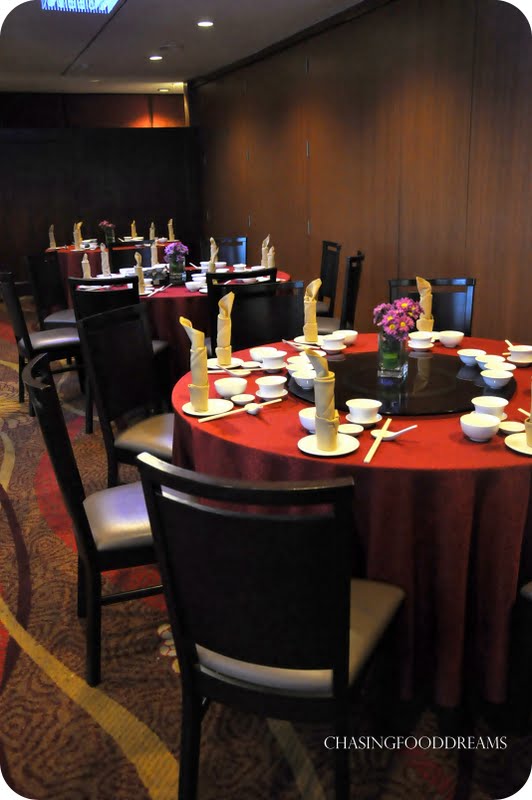 CHASING FOOD DREAMS: Phoenix Restaurant, Holiday Inn Kuala Lumpur