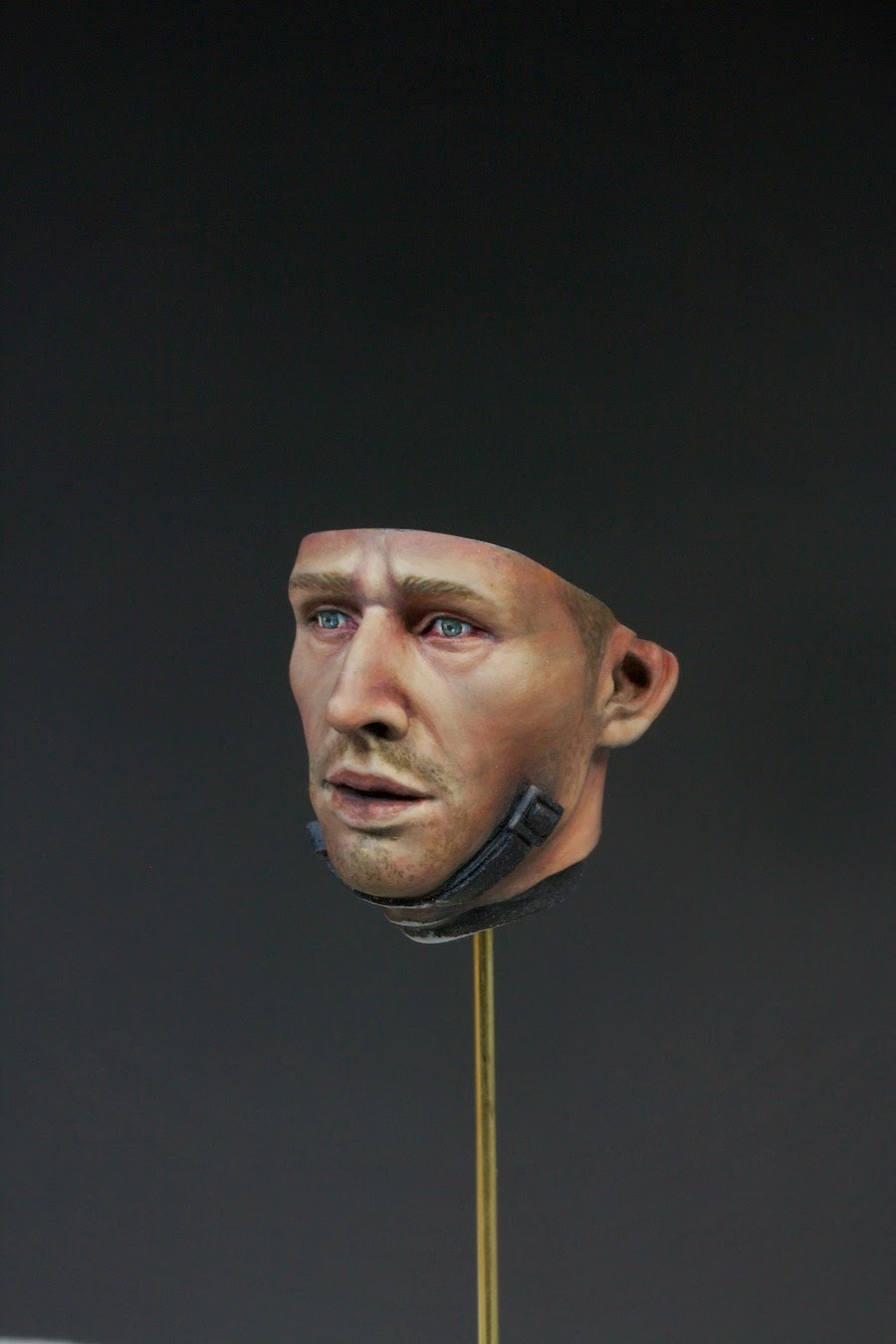 Painting commission work 1/10 Red Army bust (Life Miniatures