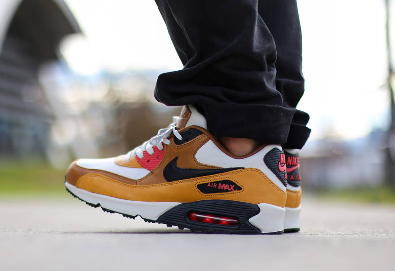 nike air max 1 escape qs