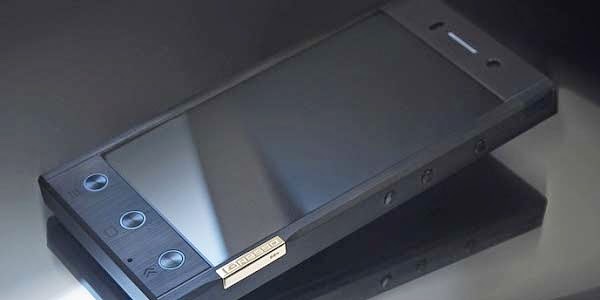 Radical Black, Smartphone Mewah Besutan Gresso Radical Black, Smartphone Mewah Besutan Gresso