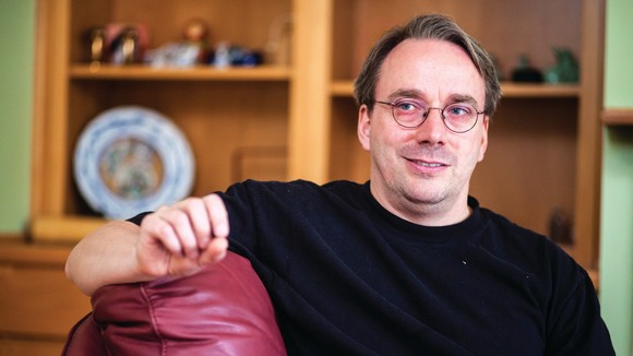 KATA BIJAK$show=home$quote=Linus Torvald