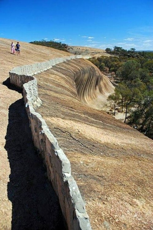 صخرة الموجات ستون في أستراليا Stunning+Stone+Wave+in+Australia+%25283%2529