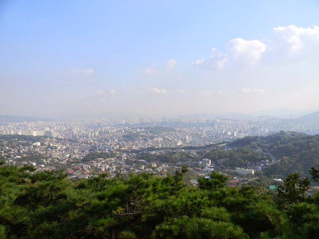 남마루에서 바라본 서울시내
