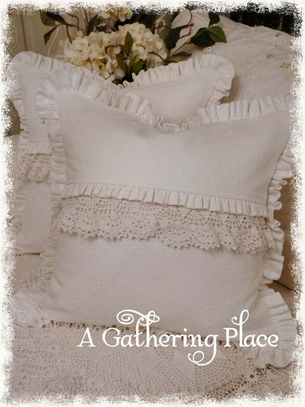 ROMANTIC COTTAGE WHITE LACE PILLOWS FOR 5