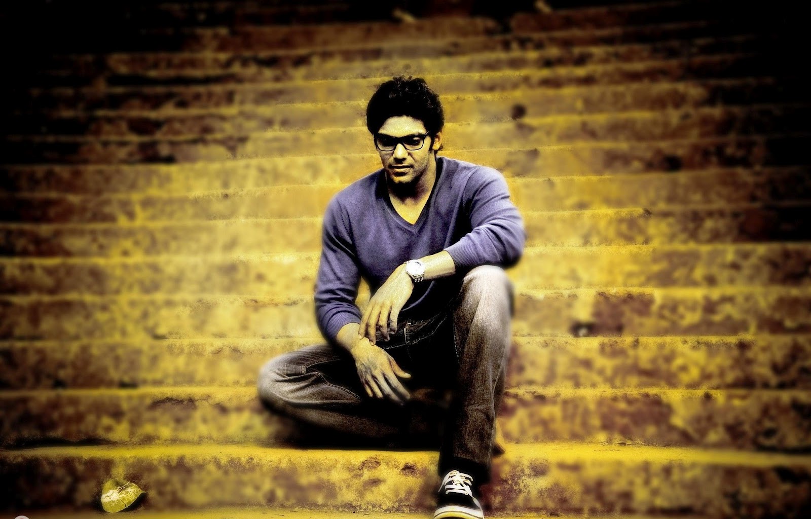 Tamil Film Posters: Irandam Ulagam