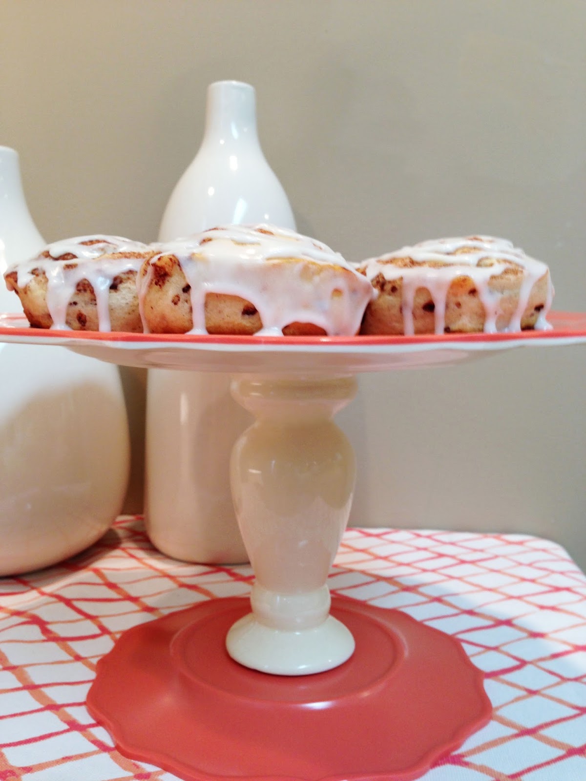 the Creative Orchard INSPIRE DIY Cake Stands Top 12 Tutorials!