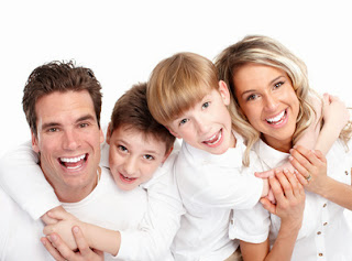 Dentist brampton, Family Smiling, Brampton Family Dentist.