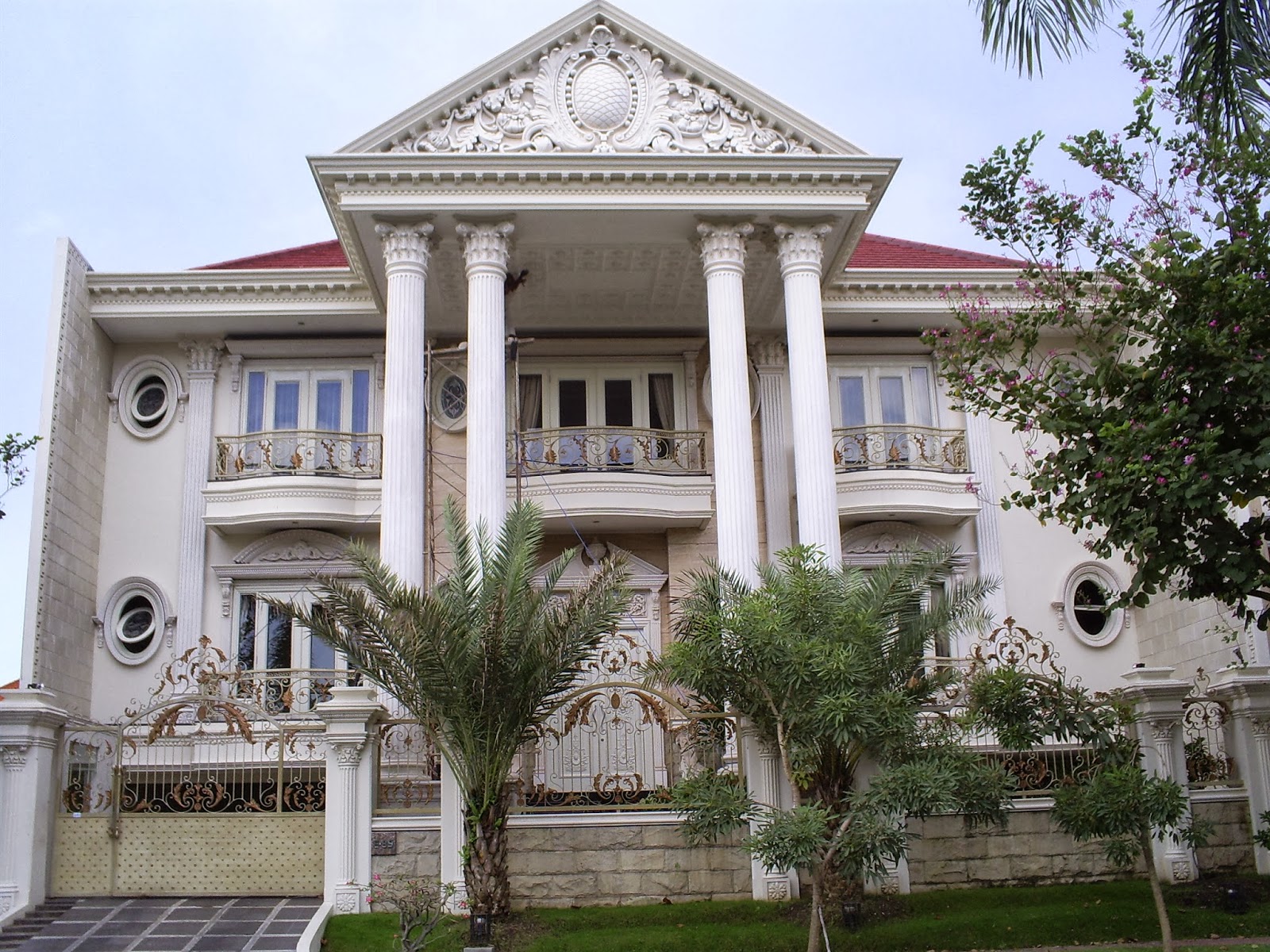 Renovasi Rumah Benangan Klasik