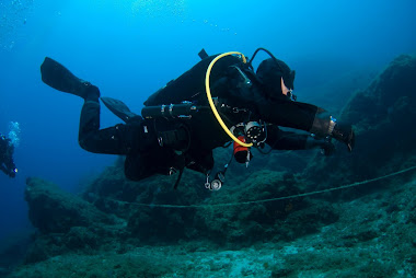 dry suit diving