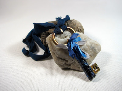Key Necklace with Fibers