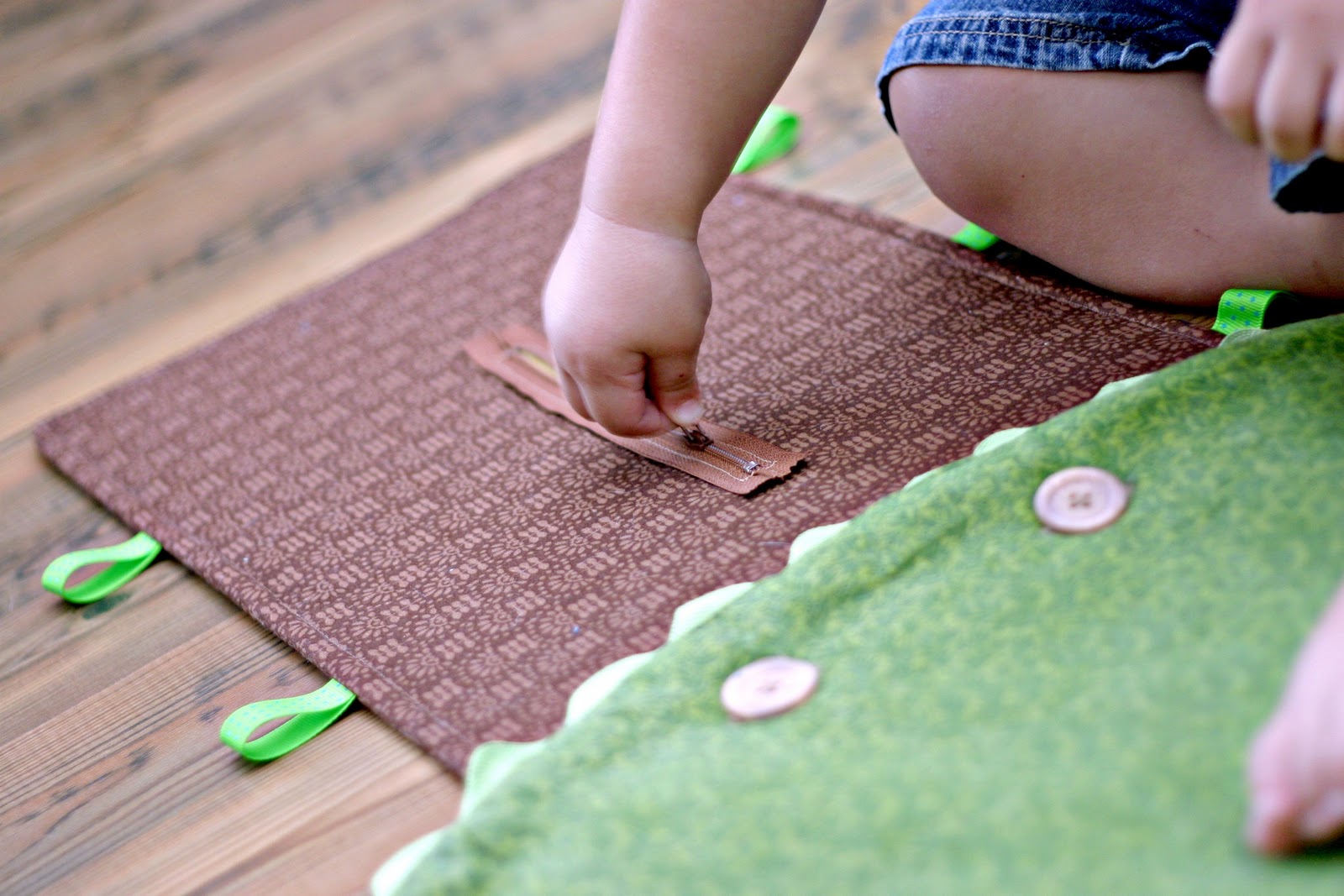 Baby Activity Tree Mat TaylorMade