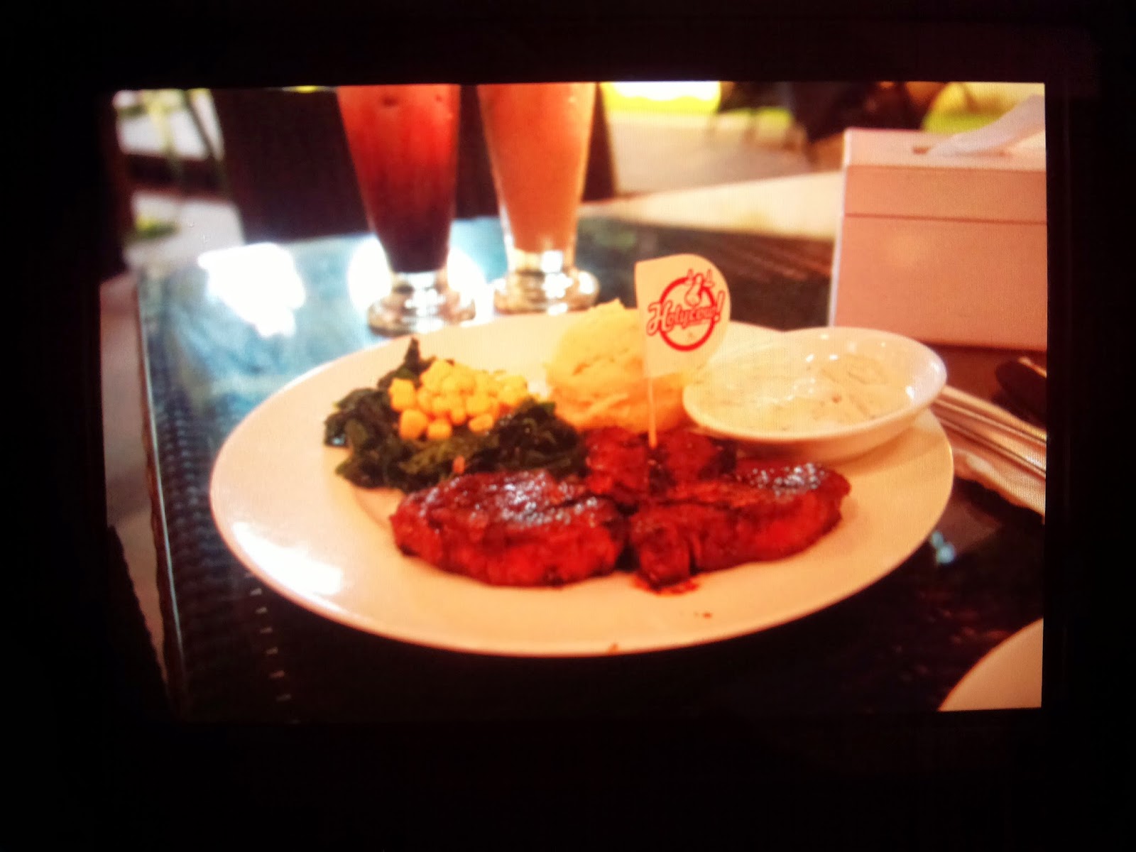 Just Eat Indonesia: Holycow Steak Grand Aston - Jogja