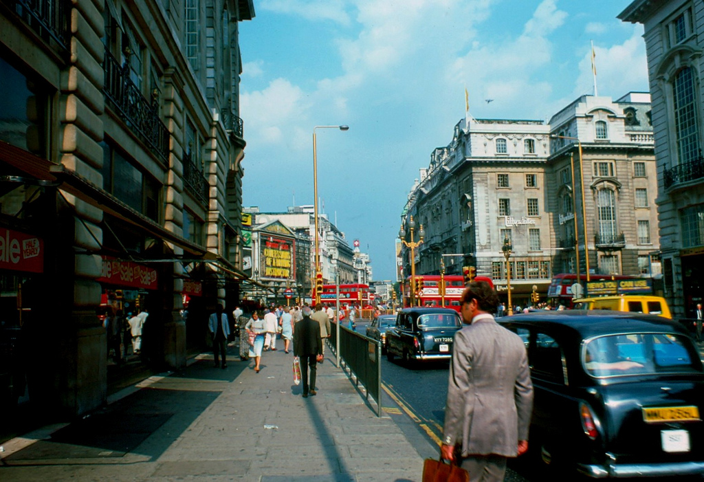 Streets of London in 1976 ~ vintage everyday