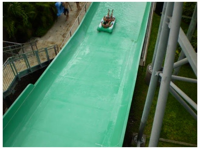 Beaches in Bali: Waterbom Kuta Bali – Waterpark Fun hither yous tin play similar a slide amongst the tires Beaches in Bali: Waterbom Kuta Bali – Waterpark Fun