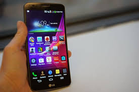 Layar LG G Flex Kuat Menahan Berat 400 Kg Layar LG G Flex Kuat Menahan Berat 400 Kg