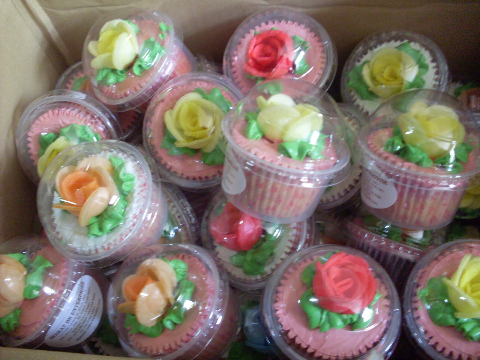 Beautiful Memories Cenderahati Perkahwinan & Cupcake.....hadiah kepada