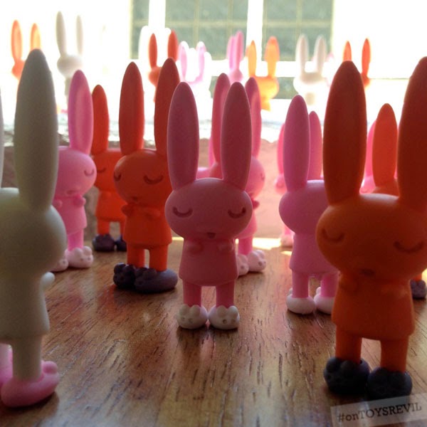 katso uglydolls orange grey bedtime bunnies from peter kato june 19 sale katso uglydolls orange grey bedtime bunnies from peter kato june 19 sale
