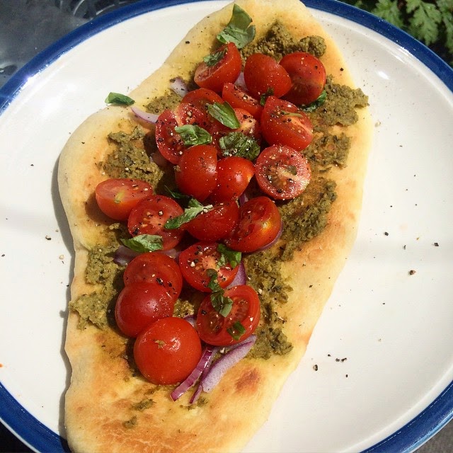 Nadia likes to Cook Flatbread with Pesto and Cherry Tomatoes