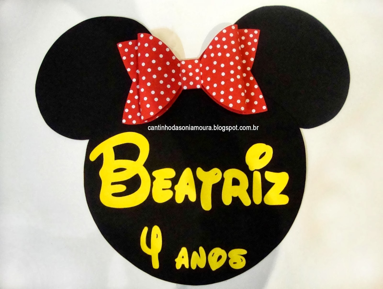 Esta cabeça da Minnie fiz para colocar no painel de tecido, foi toda Esta cabeça da Minnie fiz para colocar no painel de tecido, foi toda