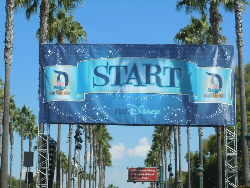 Disney Half Marathon start