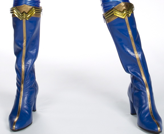 new wonder woman boots