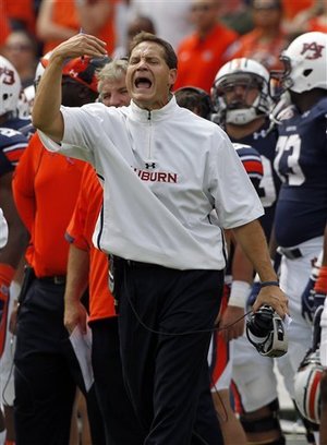 LSU Moves To # 2, Auburn Drops In AP Top 25 LSU Moves To # 2, Auburn Drops In AP Top 25