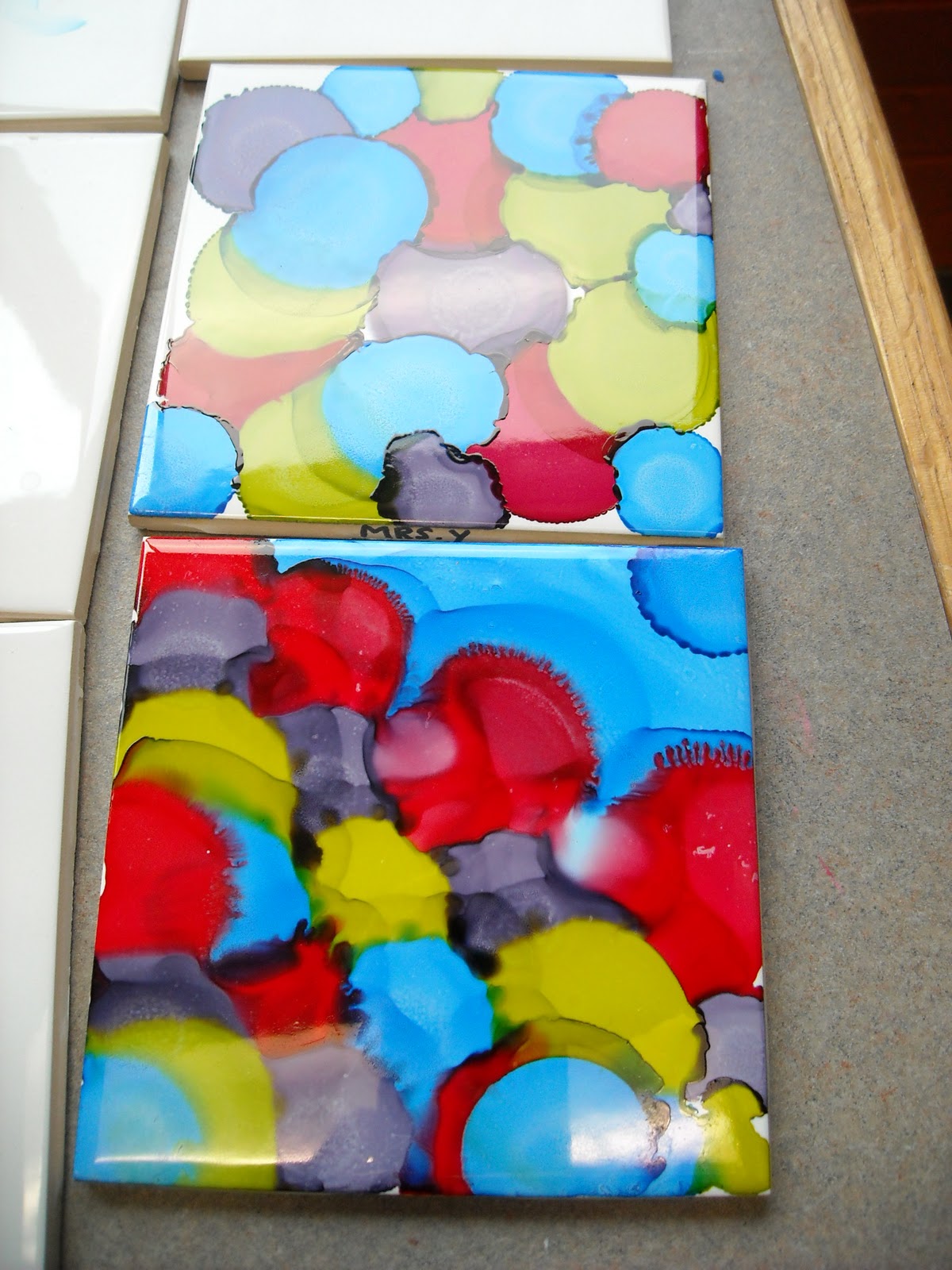 One Crayola Short Adirondack Alcohol Inks