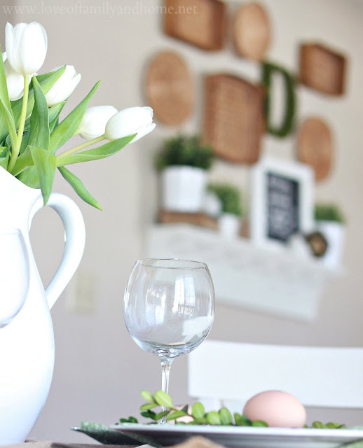 Green & White Tablescape