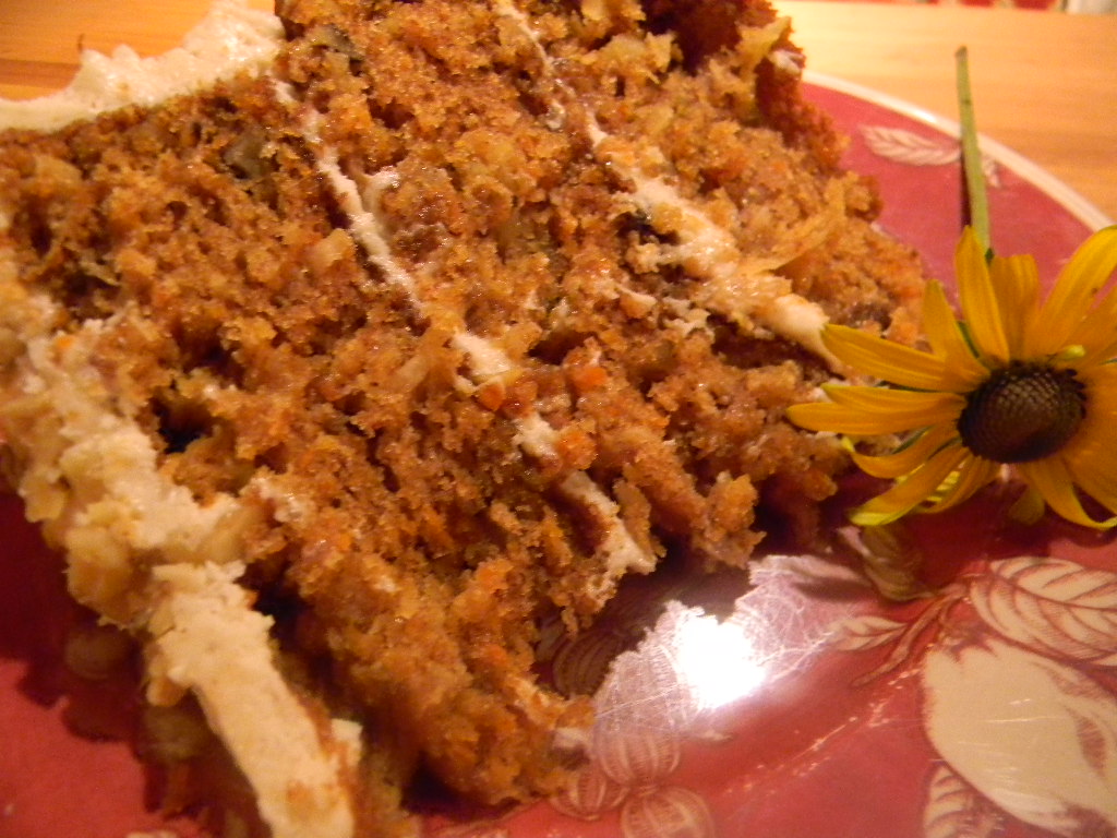 * BECKY'S OUTRAGEOUS 5 STAR CARROT CAKE!