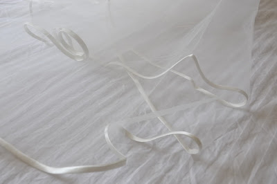 satin2Bveil2B2