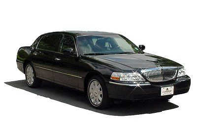 car info stats on Only Cars: Lincoln Town Car Information & Pictures