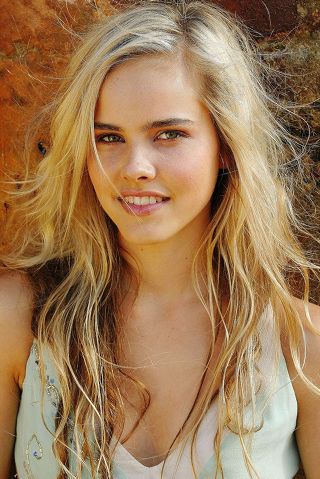 isabel lucas 2011. Tuesday, March 22, 2011