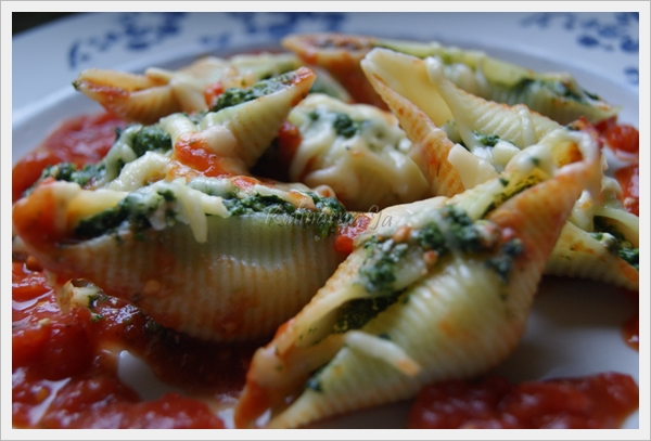Kulinarna Ja: Makaron muszle ze szpinakiem i fetą