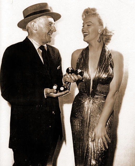 the death of marilyn monroe by edwin morgan the death of marilyn monroe by edwin morgan
