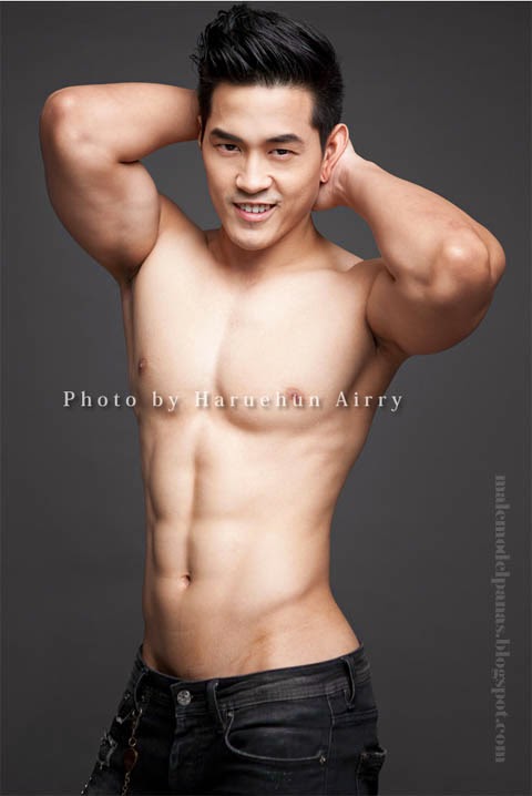 shirtless handsome asian men