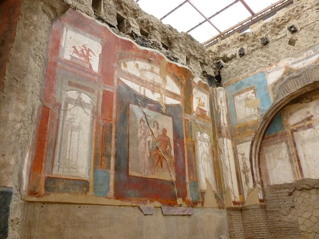 fresco walls inside Ercolano home