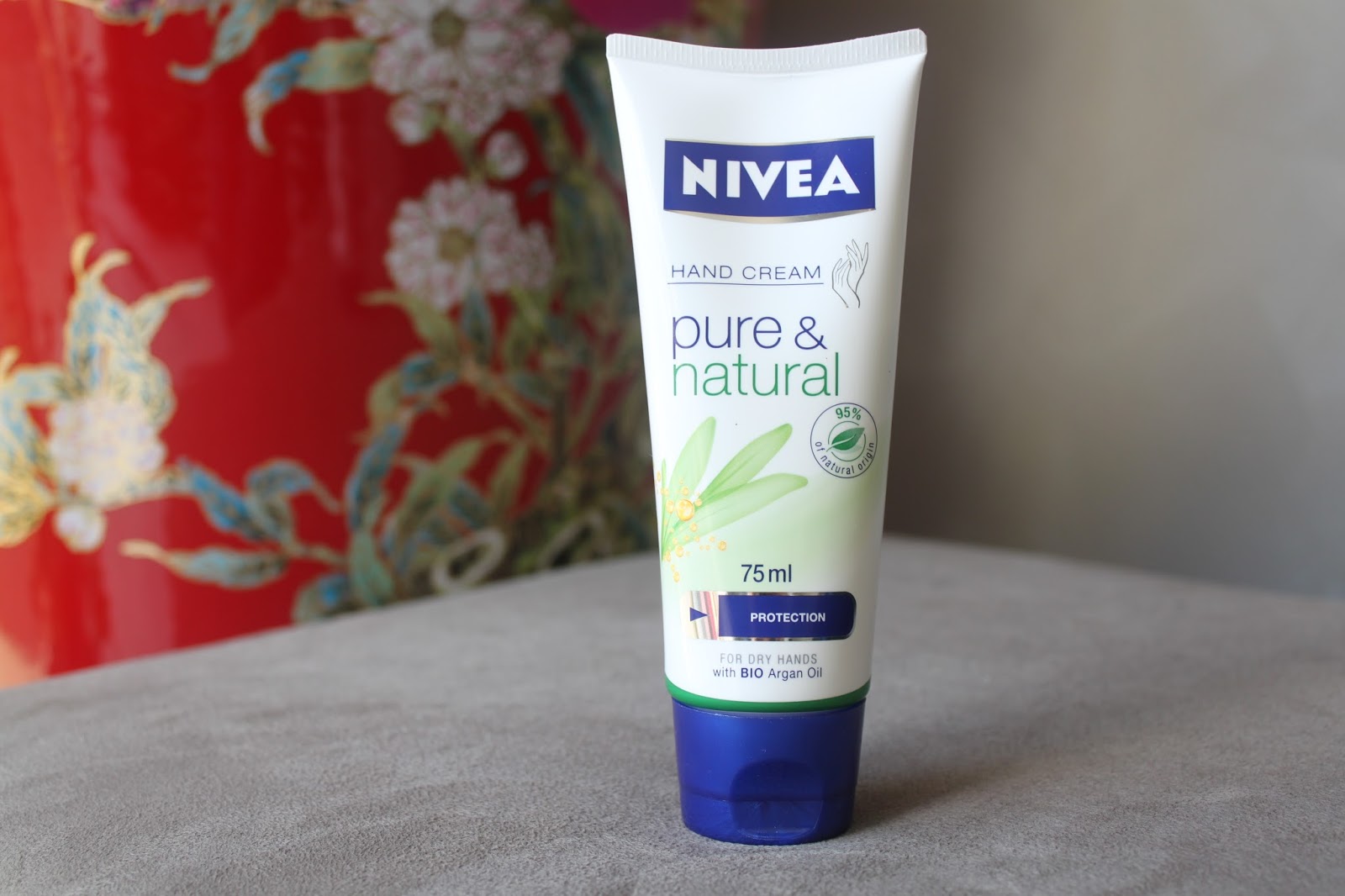 Australian Beauty Review Review of the Nivea Pure & Natural Hand Cream