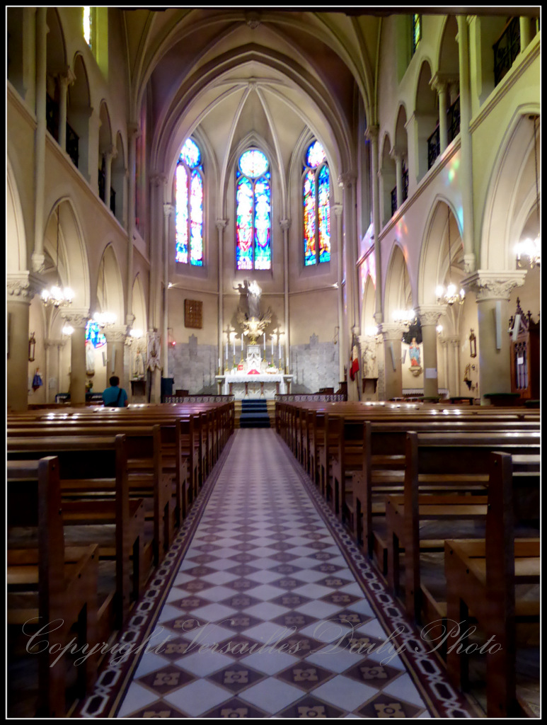 VersaillesDailyPhoto blog A l'intérieur de NotreDame des Armées