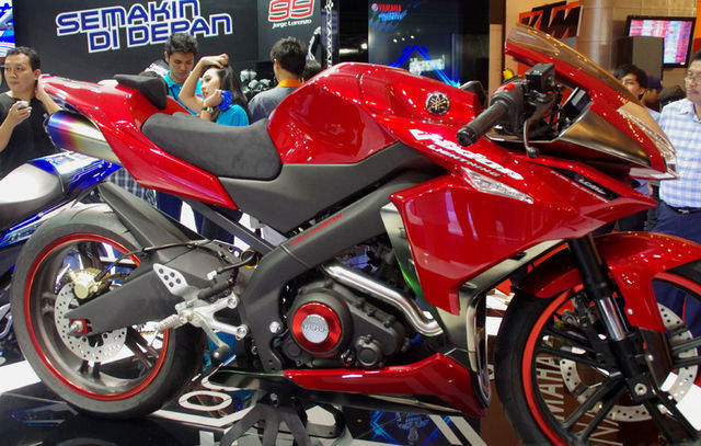 Top 10 modifikasi motor vixion 2013 Top 10 modifikasi motor vixion 2013
