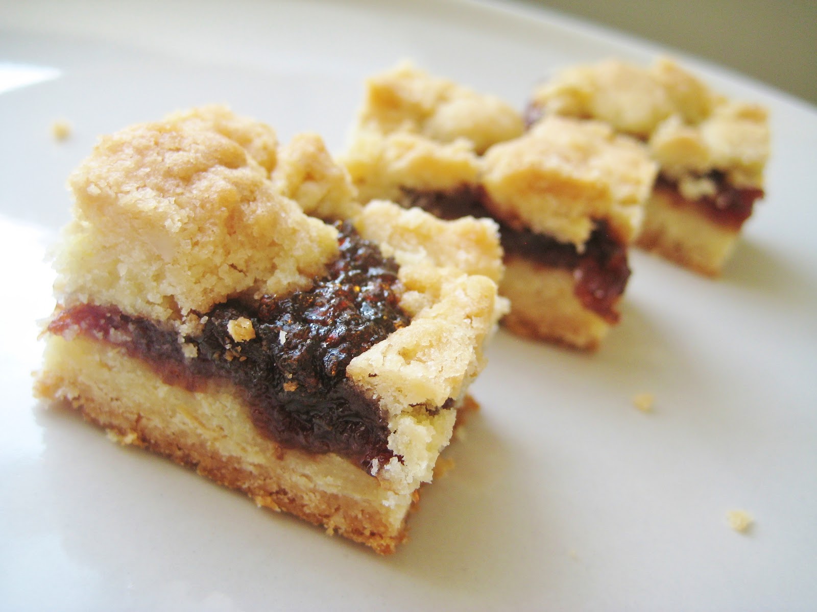 Sam Tan's Kitchen Fruit Jam Bars