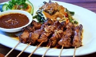 Sate Itik Bumbu Kacang Khas Kalimantan Selatan