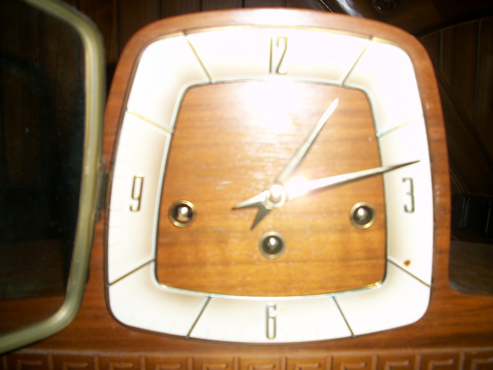 collectible items Vintage Hermle mantel clock